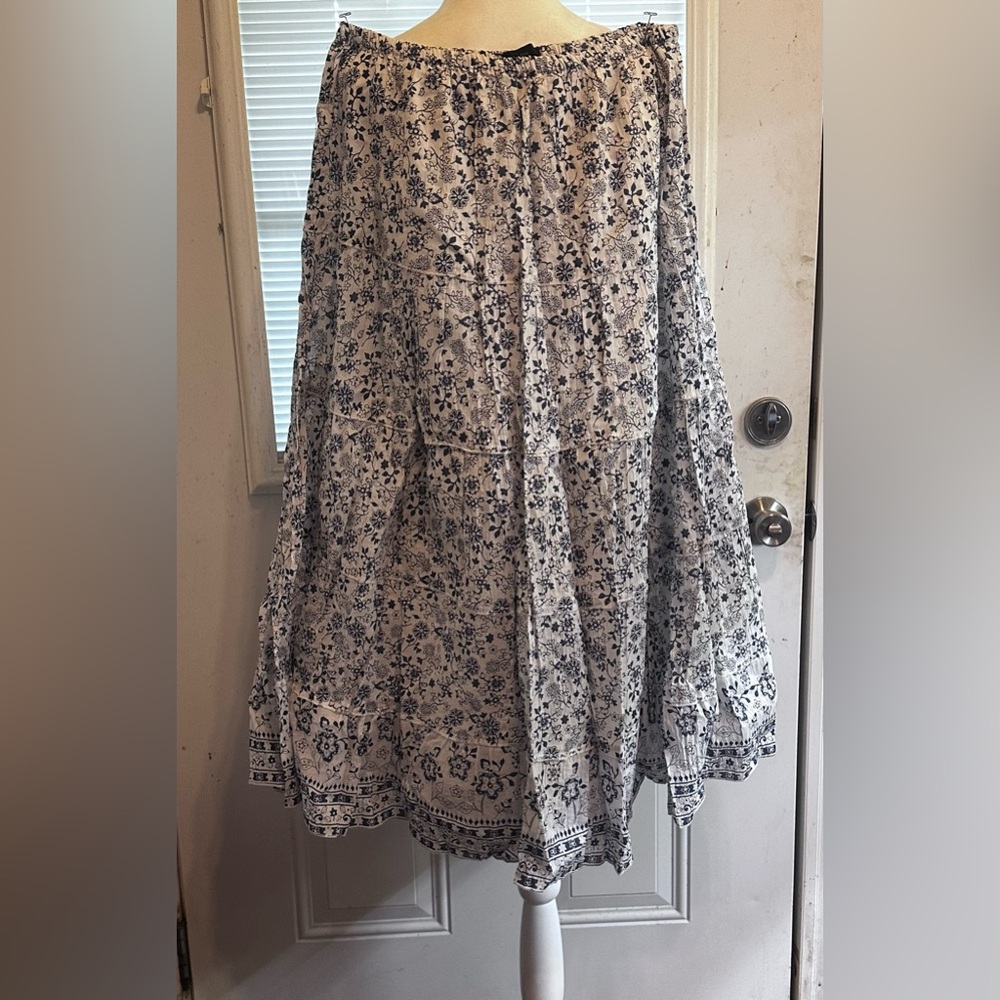 #1164 Ellos Blue and White Pleated Maxi Skirt Sz 16W